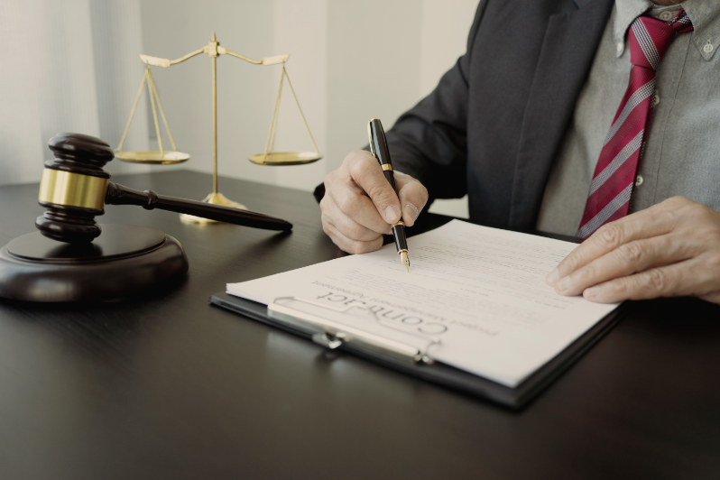صياغة وتصديق الإقرارات